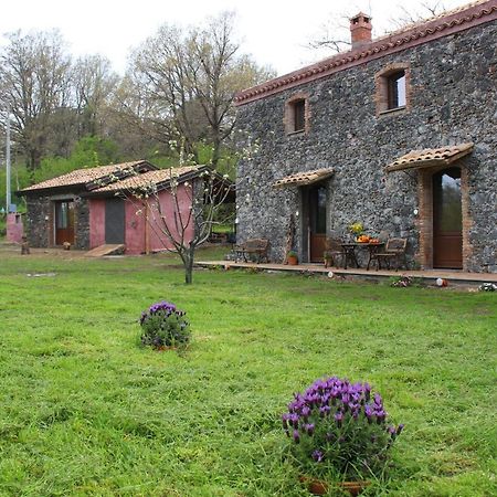 Agriturismo La Caraffara Sull' Etna Puntalazzo Exterior foto