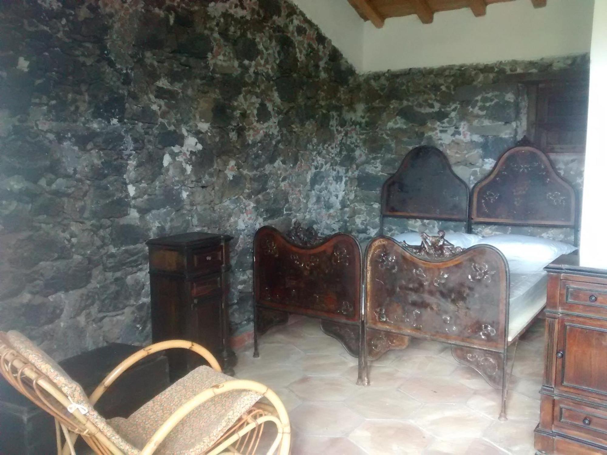 Agriturismo La Caraffara Sull' Etna Puntalazzo Exterior foto