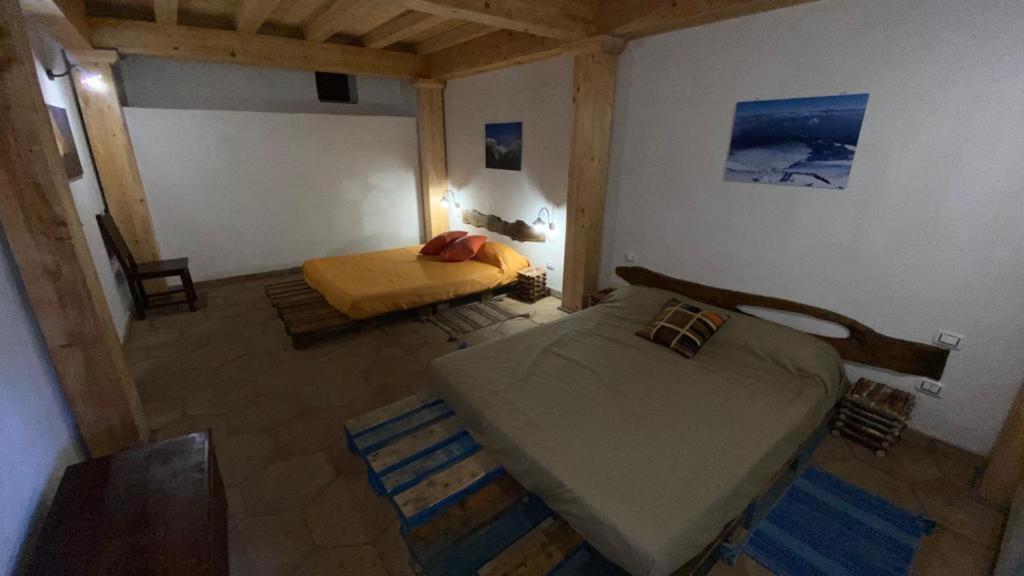 Agriturismo La Caraffara Sull' Etna Puntalazzo Exterior foto