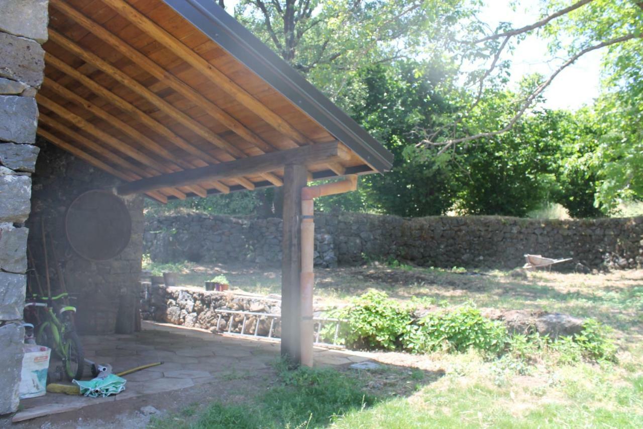 Agriturismo La Caraffara Sull' Etna Puntalazzo Exterior foto